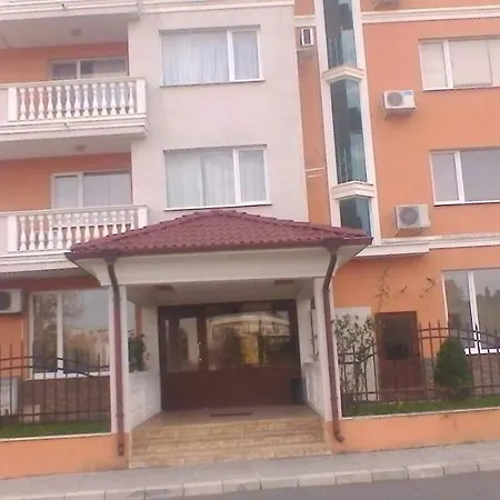 Sea Diamond Апартаменты Apartment