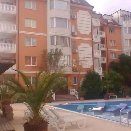 Apartment Sea Diamond Апартаменты